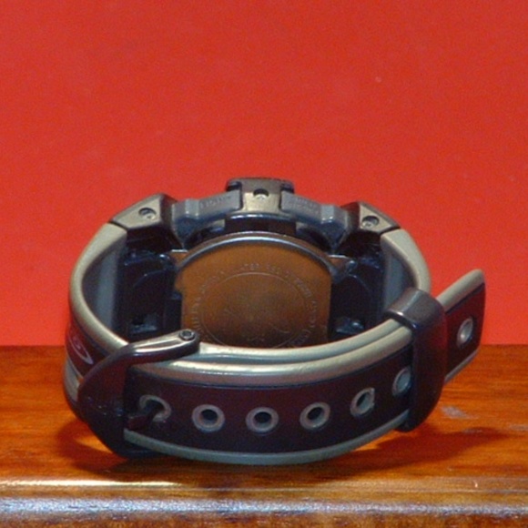 Black Casio DWX-100 G-Shock Digital Watch - Picture 4 of 6